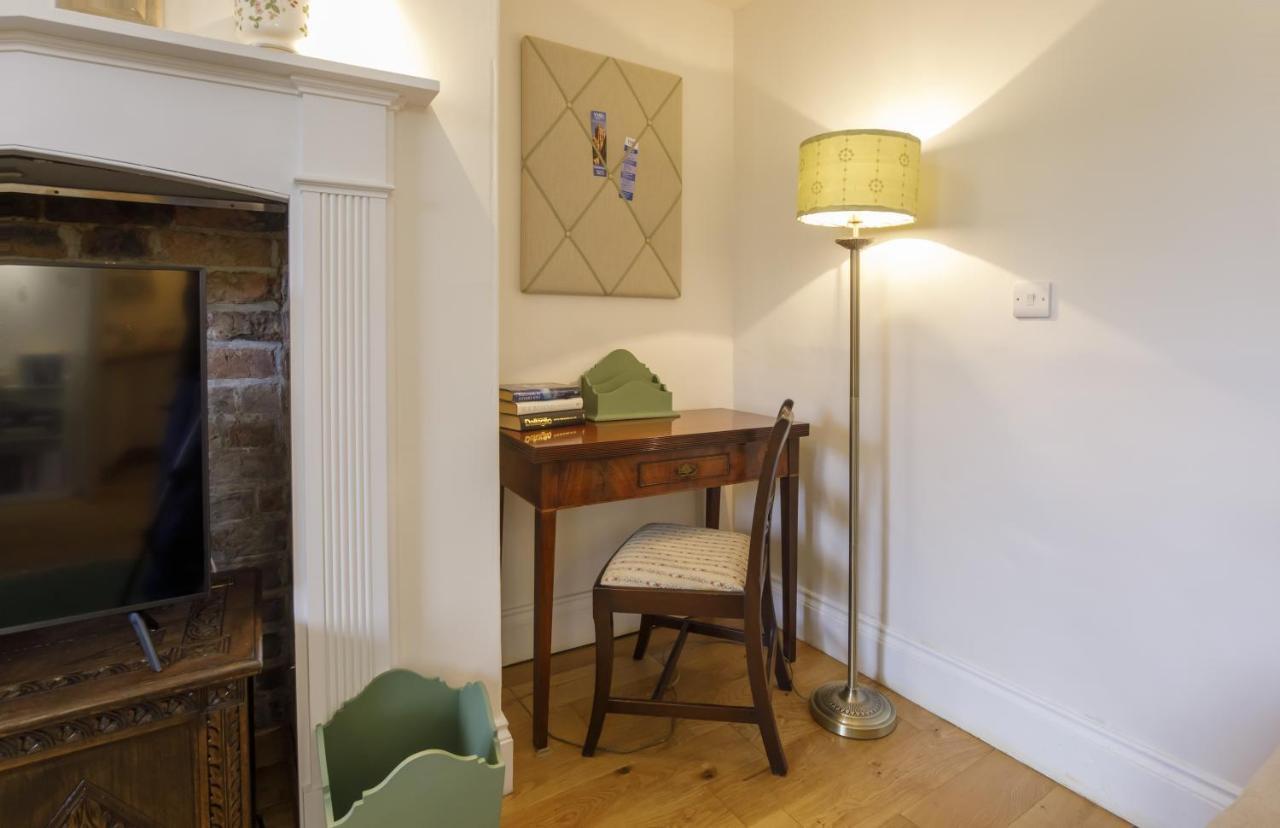 יורק The Garden Square - Unique Luxury Apartment In Historic Garden Square - Ideal For 2 People מראה חיצוני תמונה