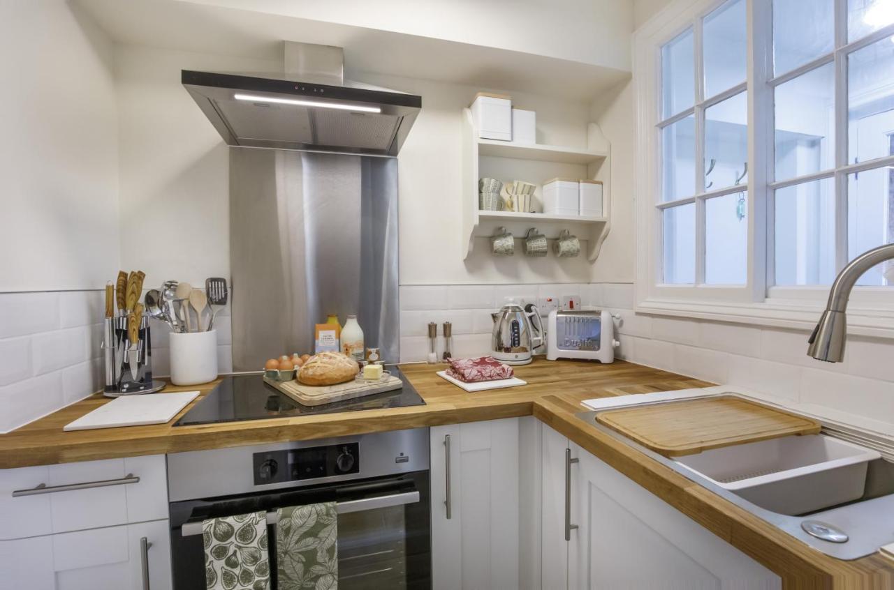 יורק The Garden Square - Unique Luxury Apartment In Historic Garden Square - Ideal For 2 People מראה חיצוני תמונה